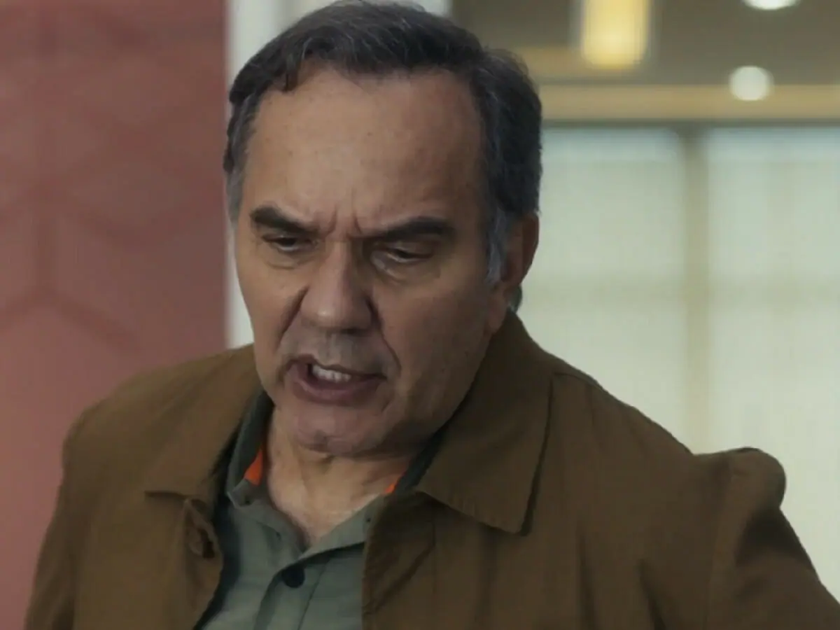 Guerra (Humberto Martins) em Travessia