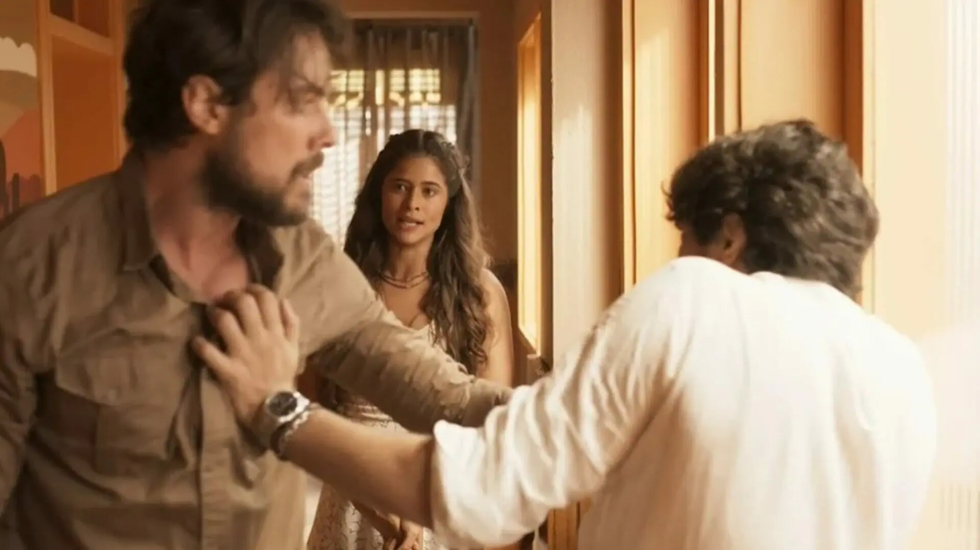 Zé Paulino (Sergio Guizé), Candoca (Isadora Cruz) e Tertulinho (Renato Góes) de Pantanal