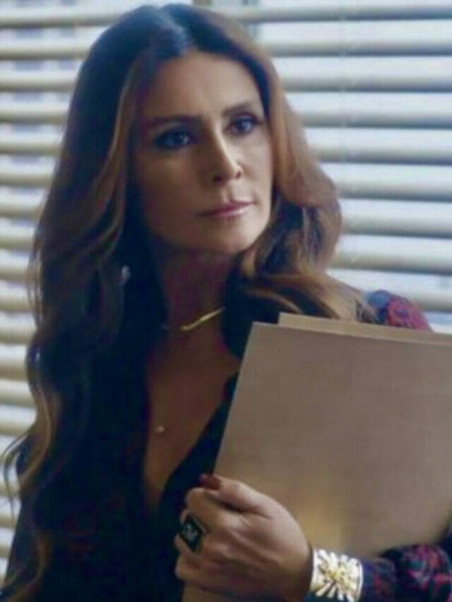 Helô (Giovanna Antonelli) em Travessia