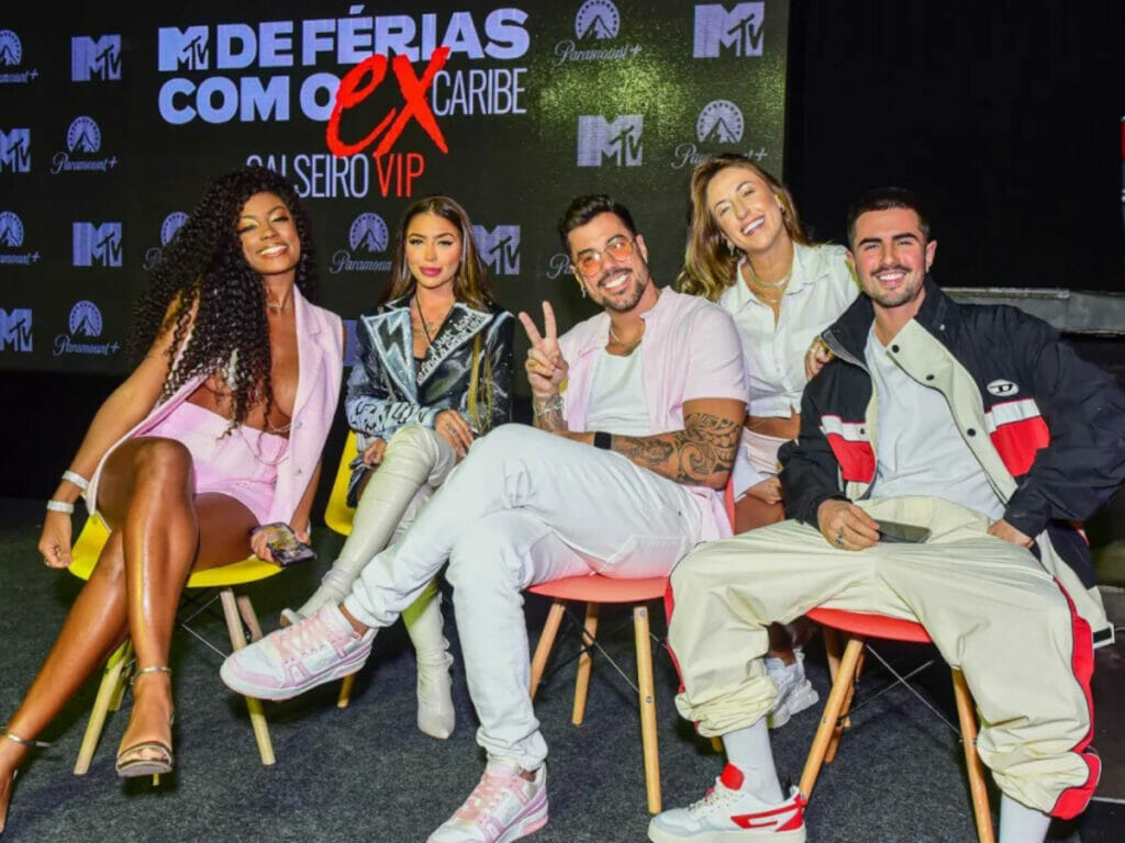 Elenco do De Férias com o Ex Caribe