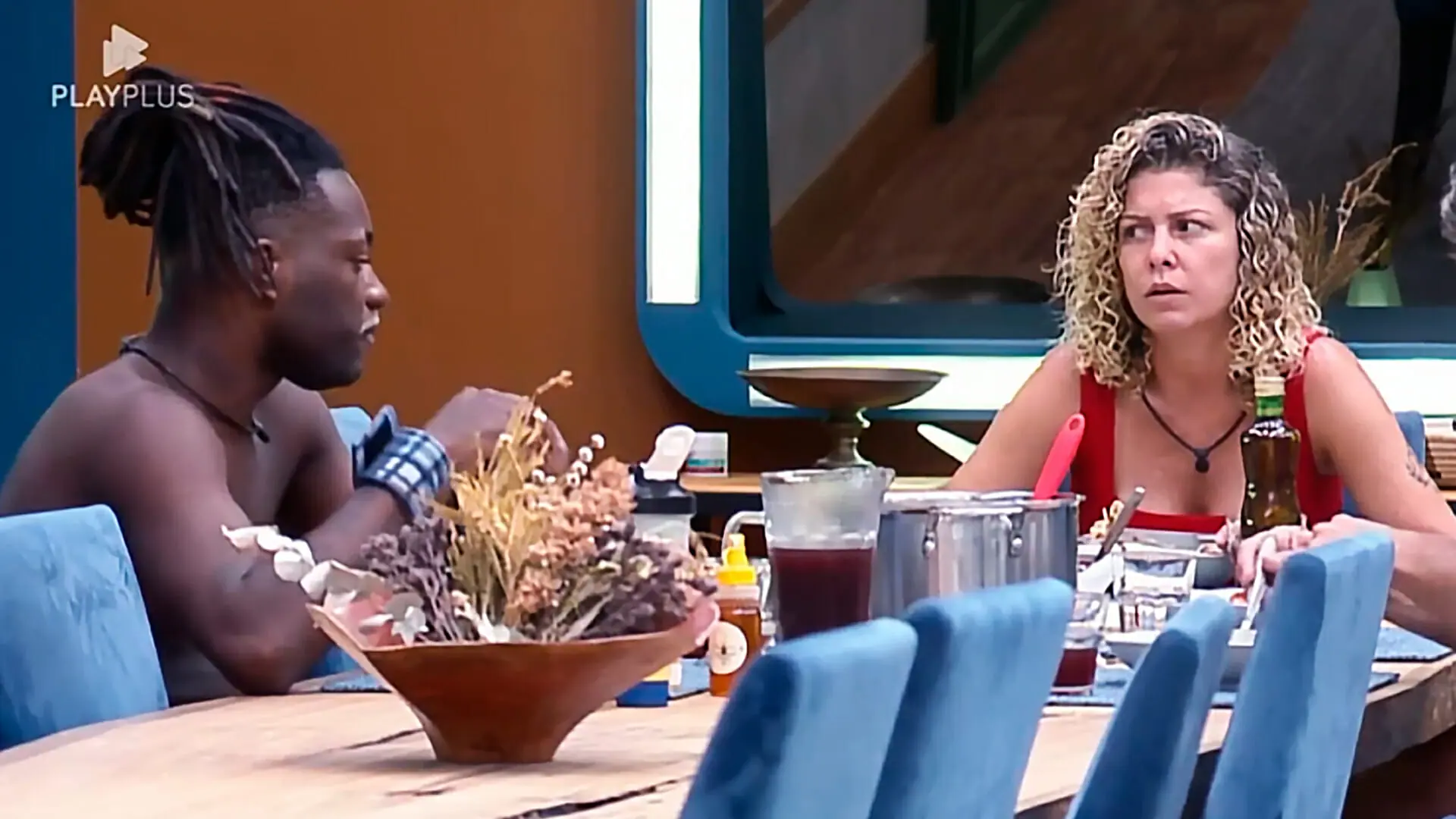 Pelé MilFlows e Bárbara Borges em A Fazenda 14