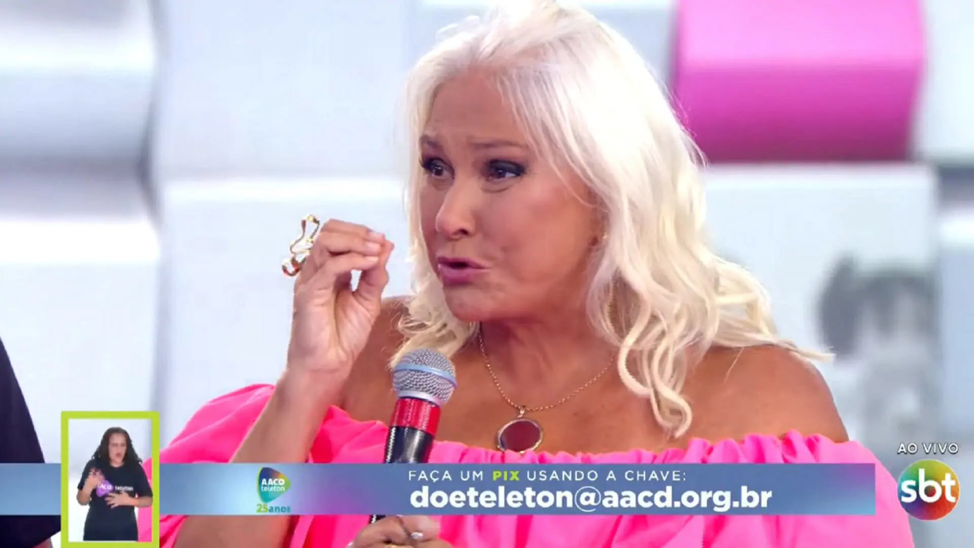 Fafá de Belém no Teleton