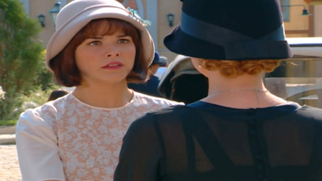 Celina (Samara Felippo) e Ana Francisca (Mariana Ximenes) em Chocolate com Pimenta