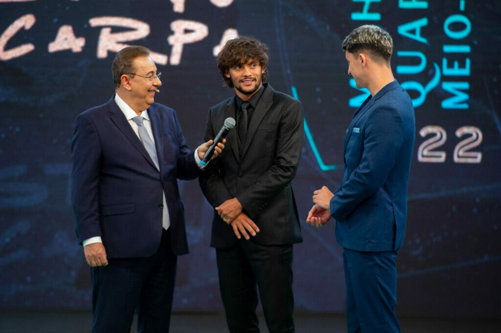 Flávio Prado recebe Gustavo Scarpa e Piquerez no Troféu Mesa Redonda