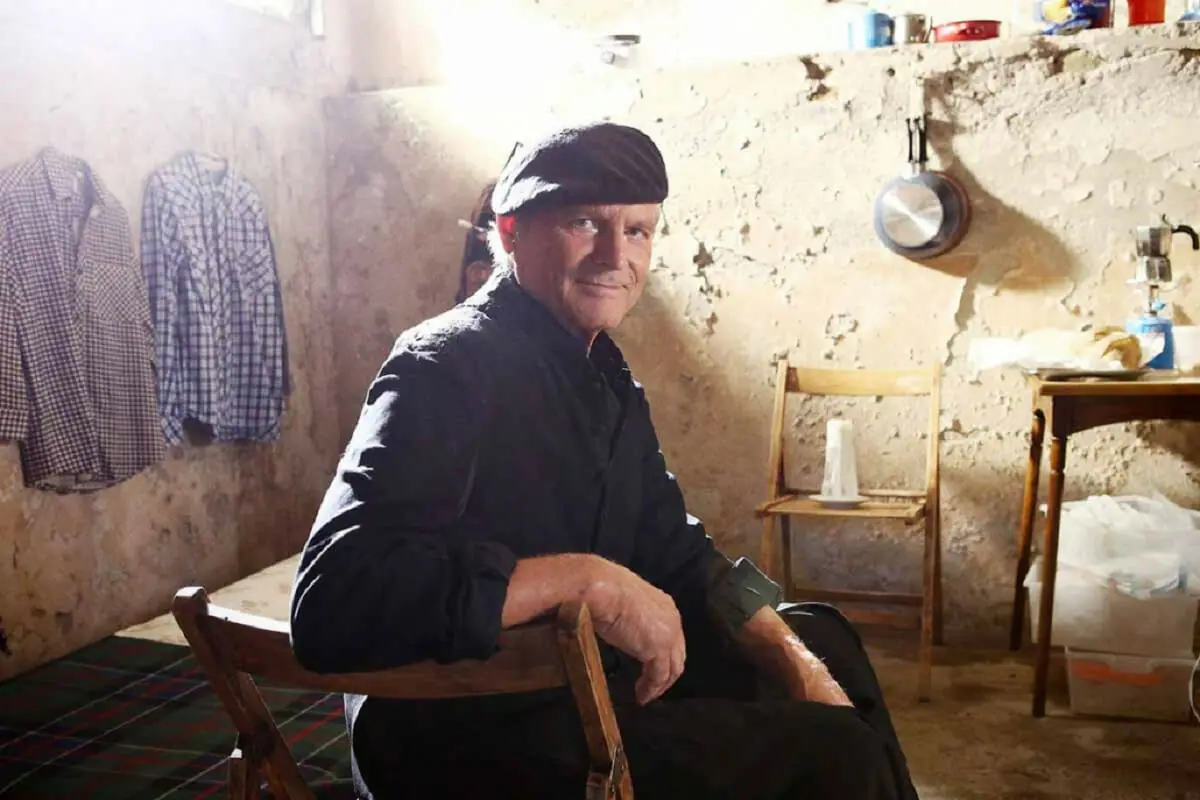 Terence Hill na série Don Matteo