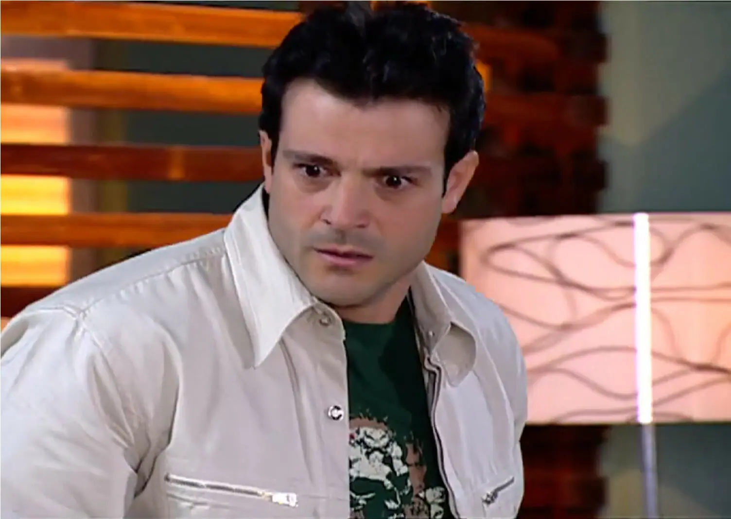 Lino (Olivetti Herrera) em Cristal