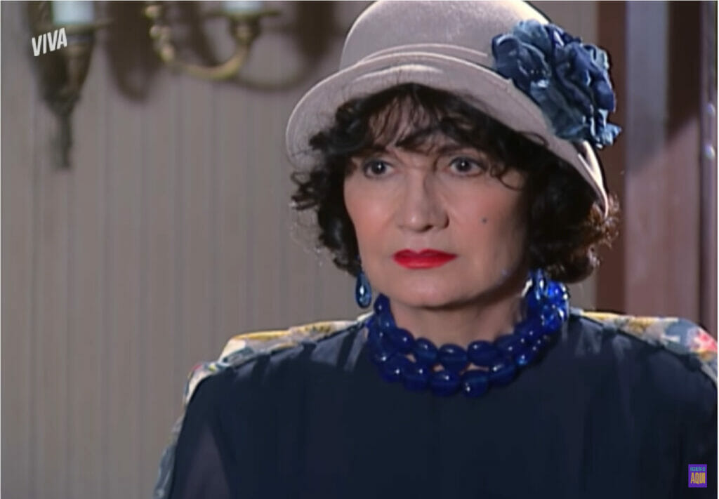 Margot (Rosamaria Murtinho) em Chocolate com Pimenta