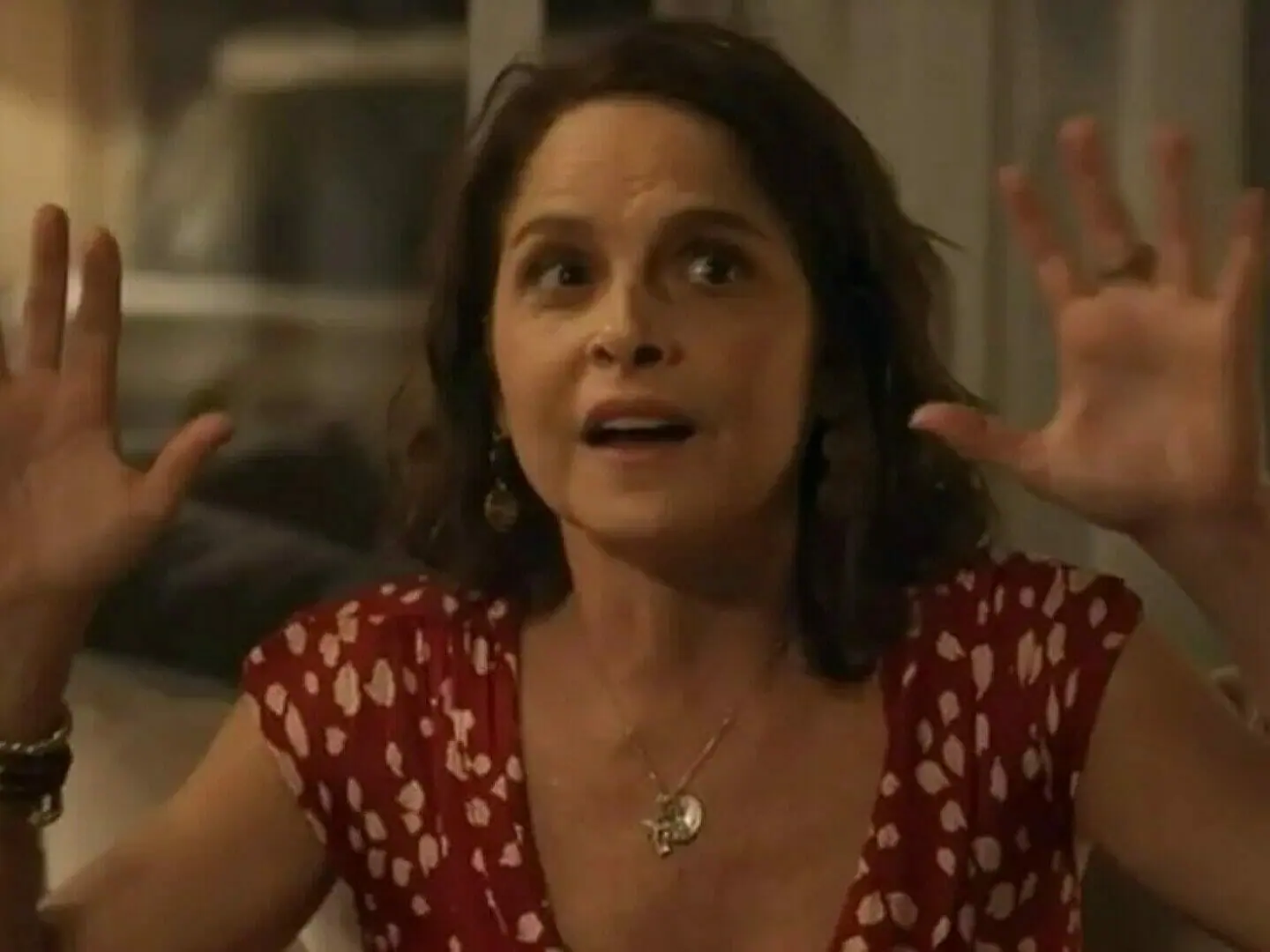 Núbia (Drica Moraes) em Travessia