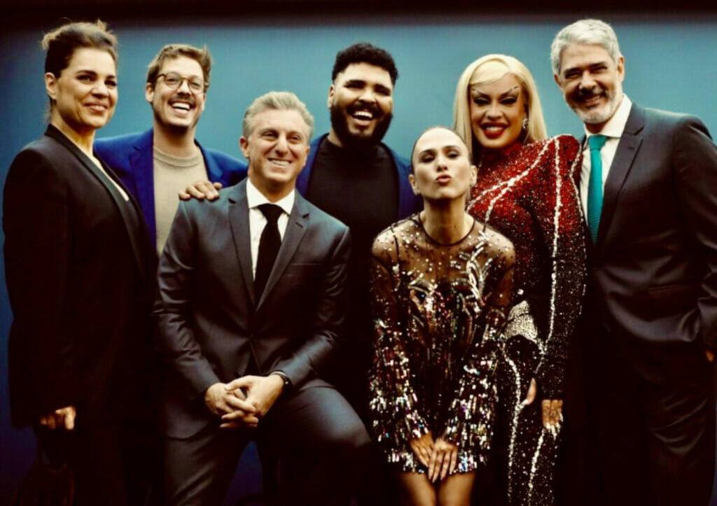 Luciano Huck e os indicados do Troféu Melhores do Ano do Domingão