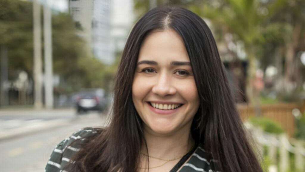 Alessandra Negrini vive Guida em Travessia