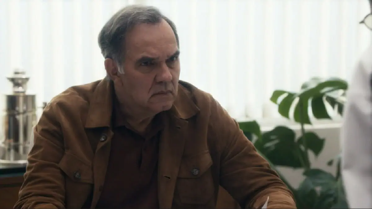 Guerra (Humberto Martins) em Travessia