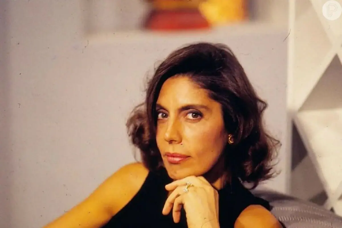 Mumu (Mila Moreira) em Bambolê