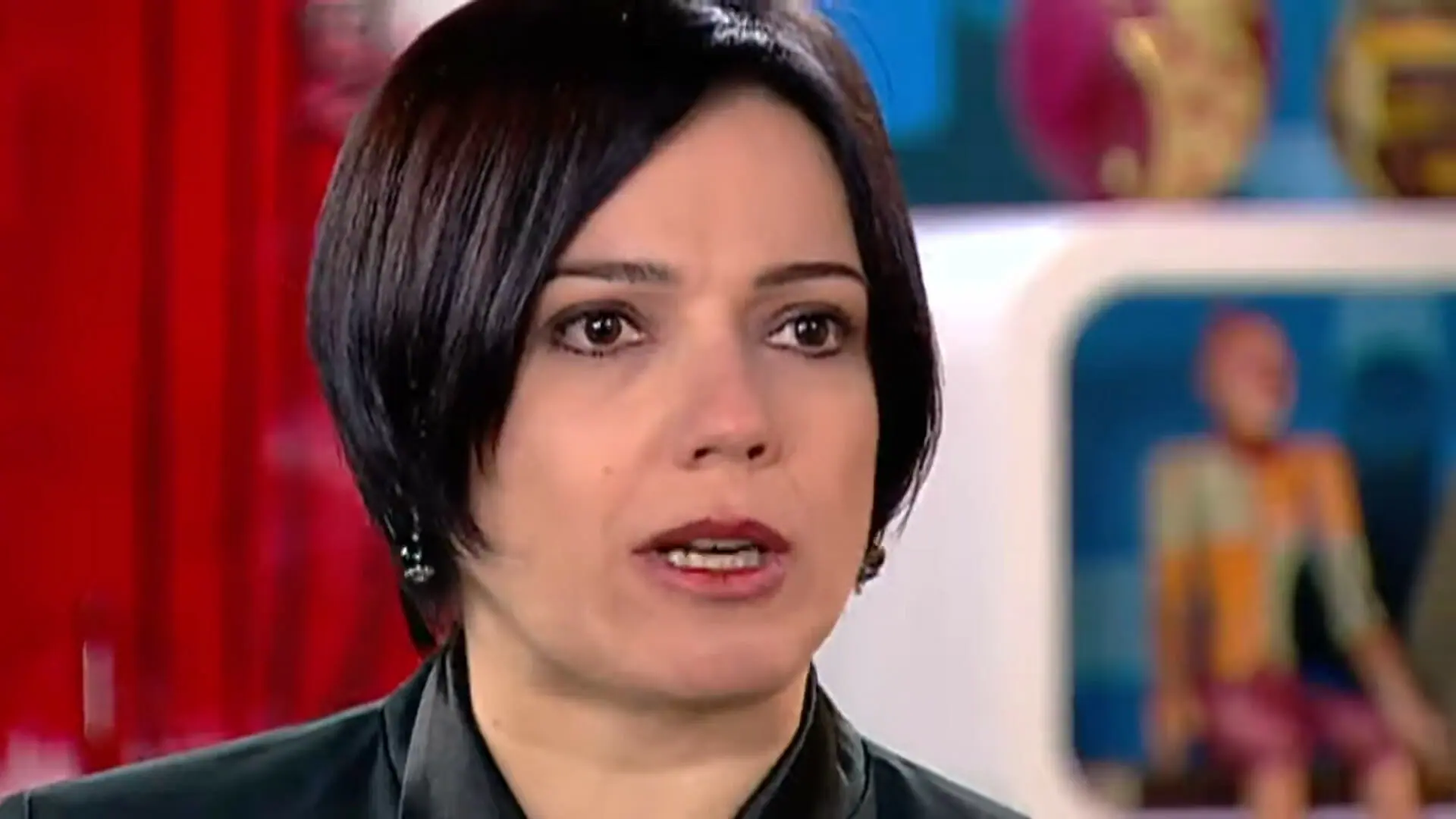 Vitória (Bete Coelho) em Cristal