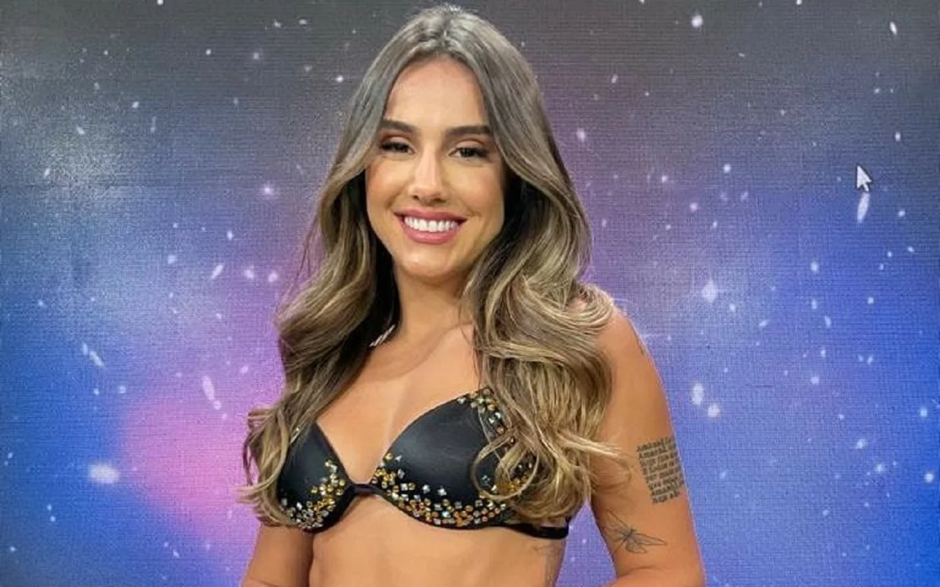 A bailarina Luiza Caldi