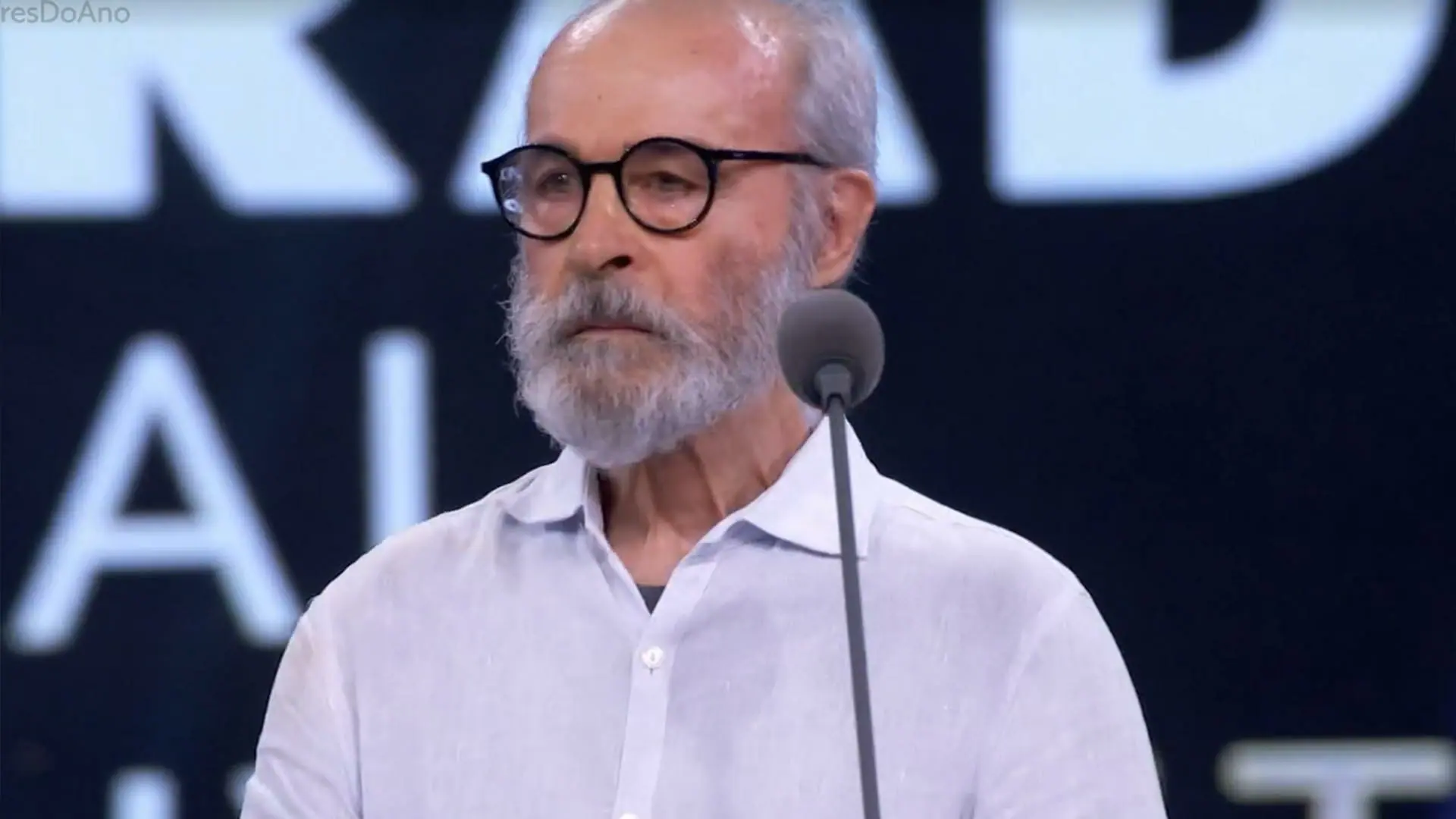 O ator Osmar Prado