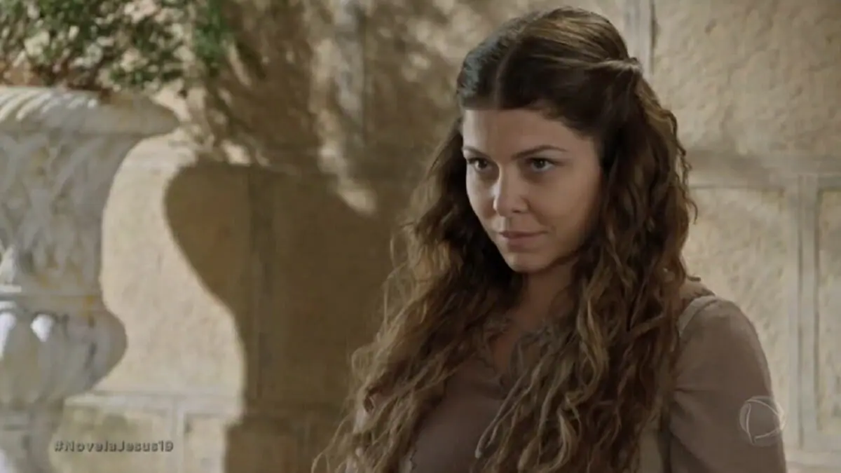 Bárbara Borges como Livona em Jesus