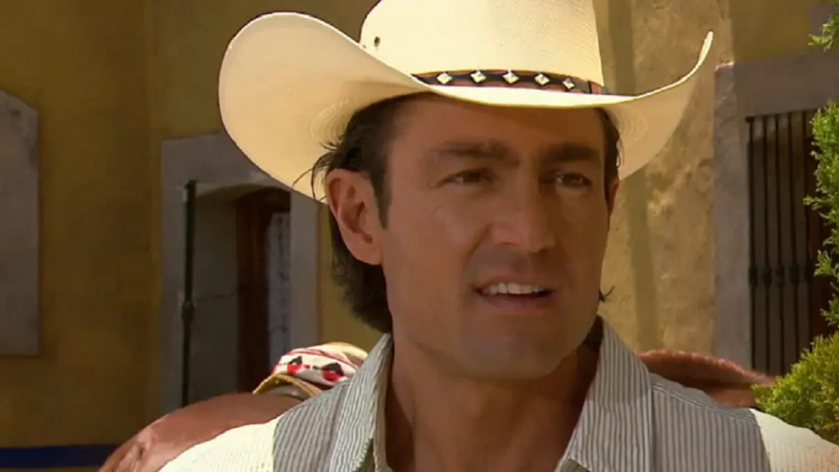 José Miguel (Fernando Colunga) em A Dona