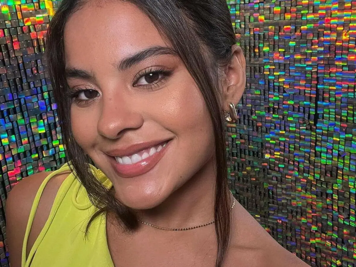 A atriz Bella Campos