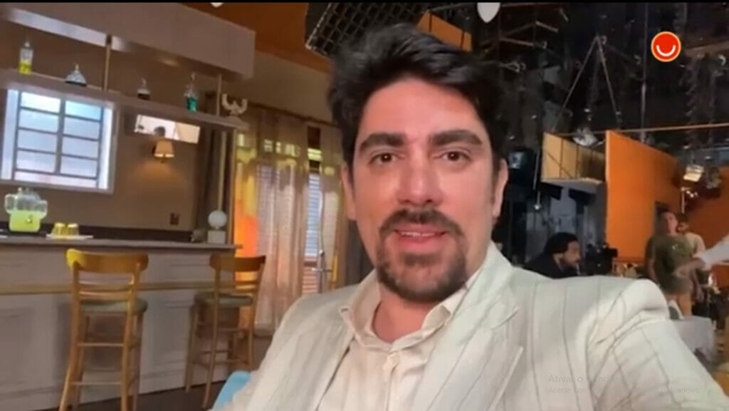 Noé Dantas (Marcelo Adnet) em Mar do Sertão
