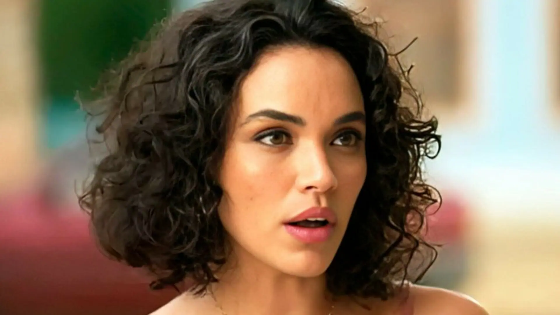 Xaviera (Giovana Cordeiro)