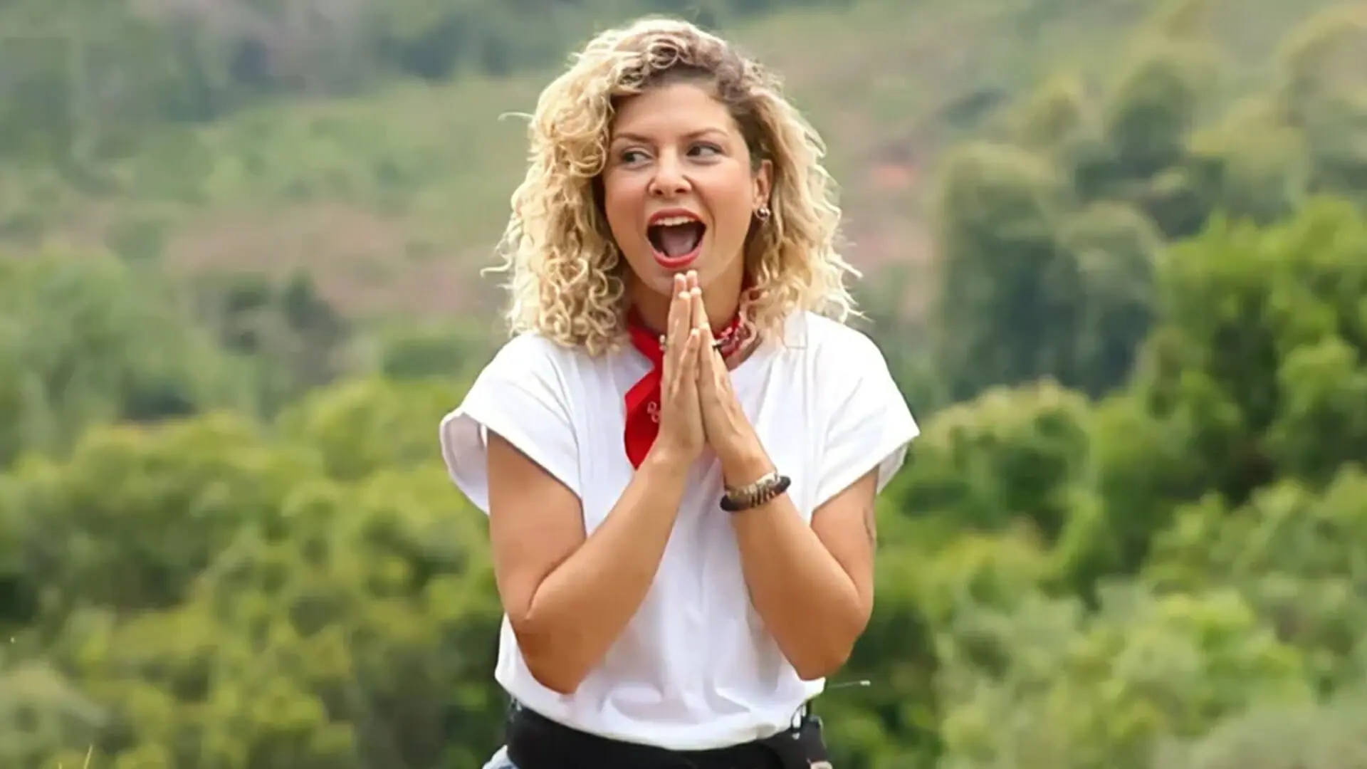 Bárbara Borges em A Fazenda (Reprodução: Record)