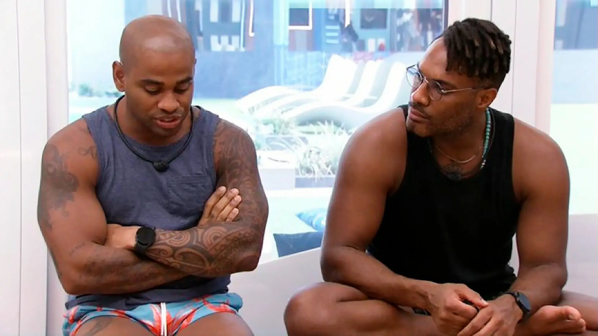Cezar Black conversa com Fred Nicácio no BBB 23