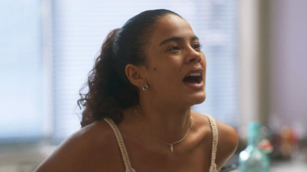 Jenifer (Bella Campos) em Vai na Fé