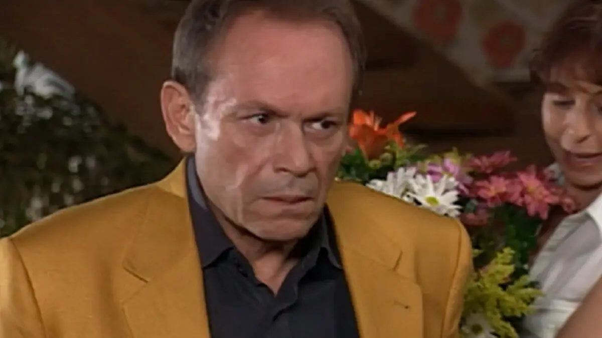Giovanni Improtta (José Wilker) em Senhora do Destino