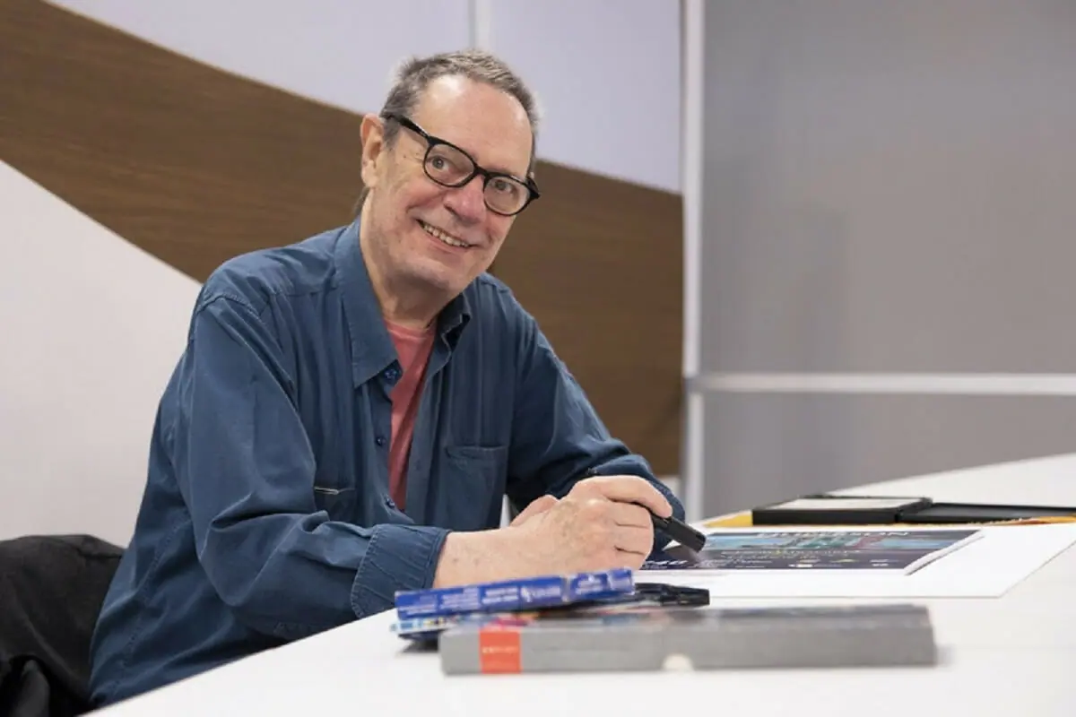 O cartunista Paulo Caruso