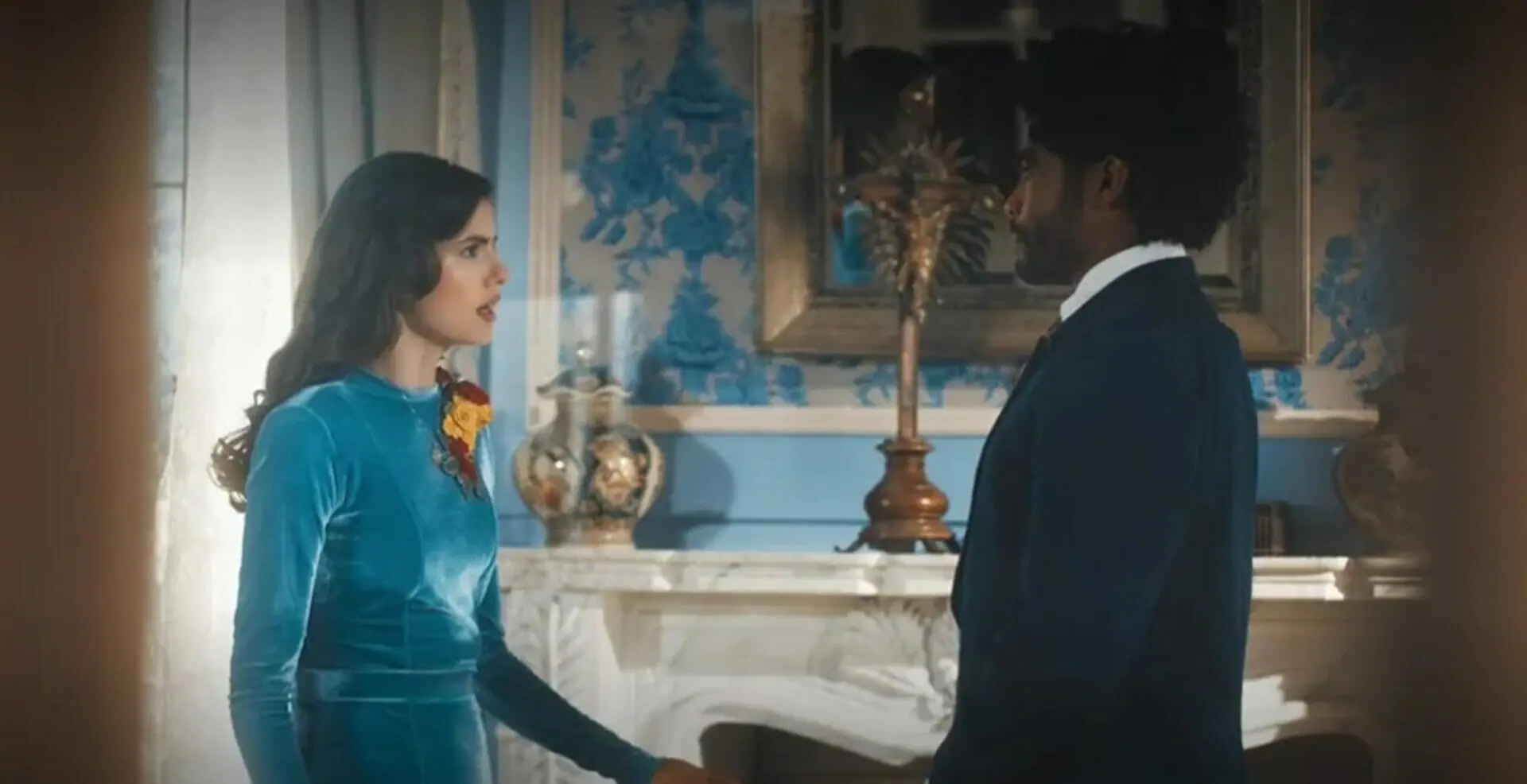 Marê (Camila Queiroz) e Orlando (Diogo Almeida) de Amor Perfeito