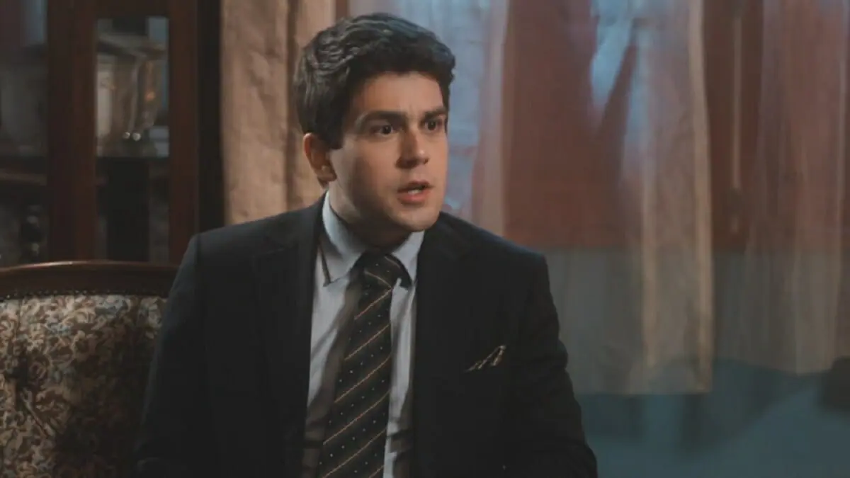 Júlio (Daniel Rangel) em Amor Perfeito