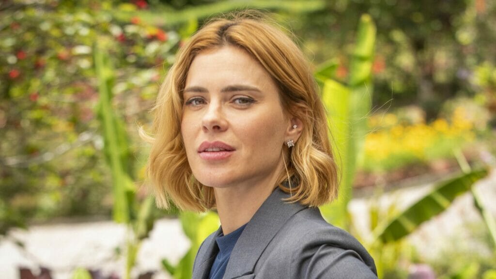 Lumiar (Carolina Dieckmann) em Vai na Fé