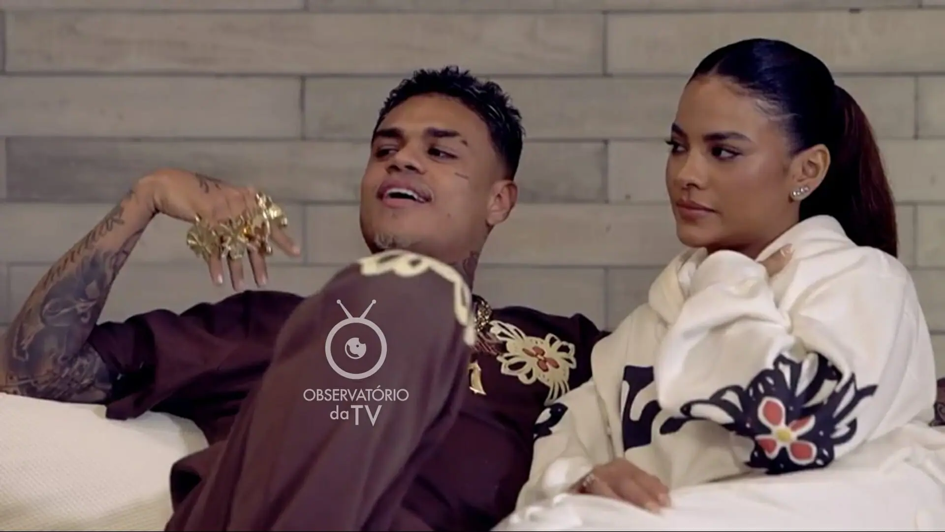 MC Cabelinho e Bella Campos no Fantástico