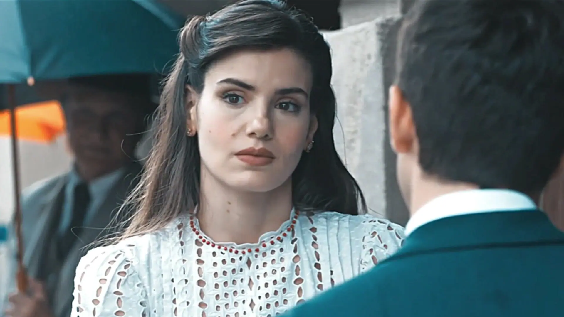 Marê (Camila Queiroz) em Amor Perfeito