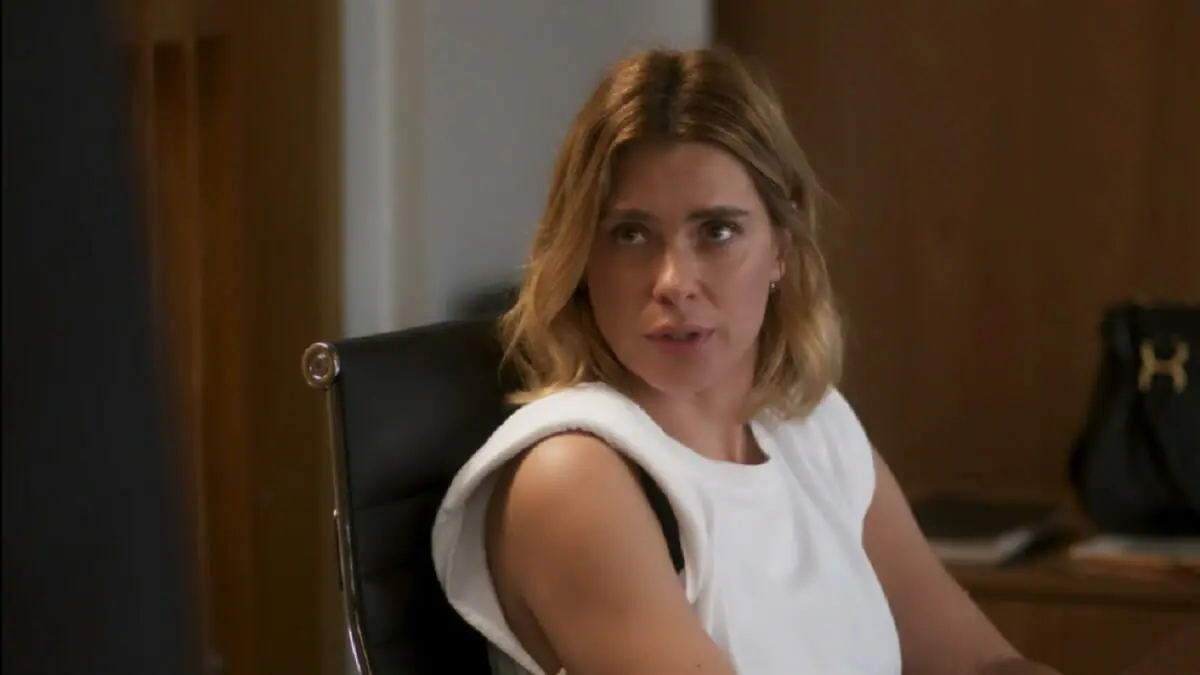Lumiar (Carolina Dieckmann) em Vai na Fé
