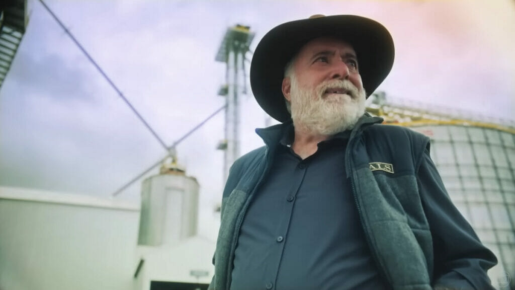 Antônio (Tony Ramos) de Terra e Paixão