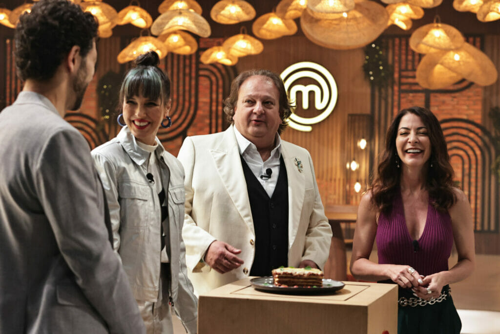 A apresentadora Ana Paula Padrão e os jurados do MasterChef Brasil