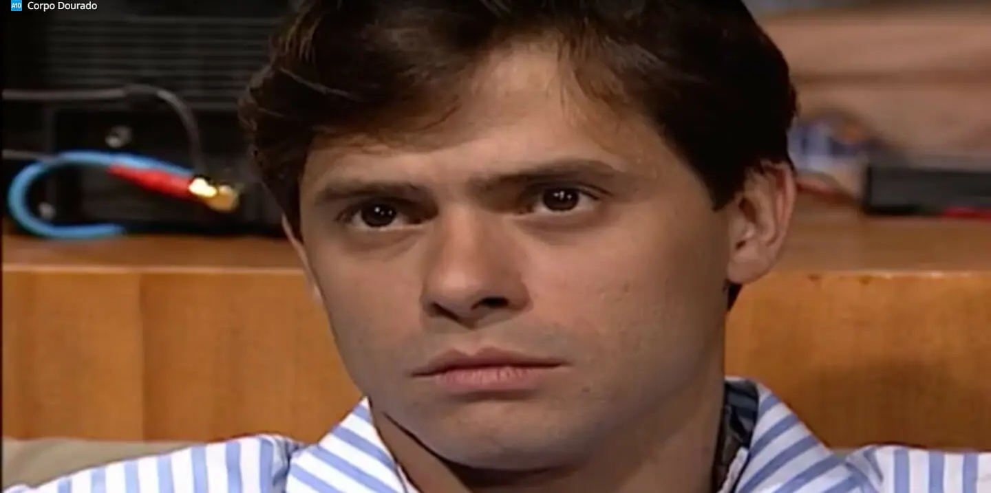Arturzinho (Marcos Winter) em Corpo Dourado
