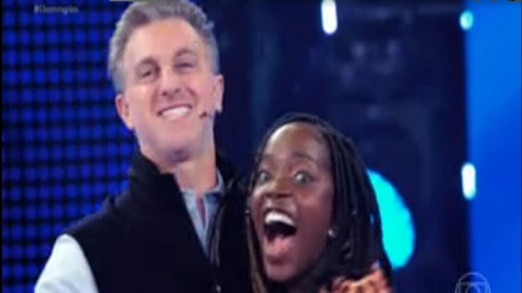 Clara Moneke ganha vaga na Dança dos Famosos 2024 e fica espantada