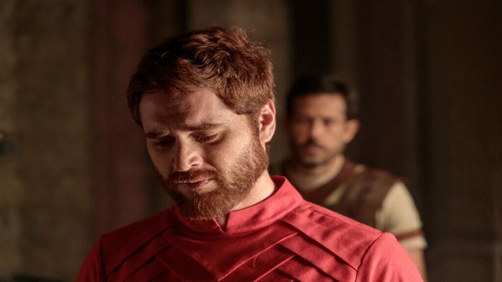 Davi (Cirillo Luna) e Urias (Roger Gobeth) na série Reis
