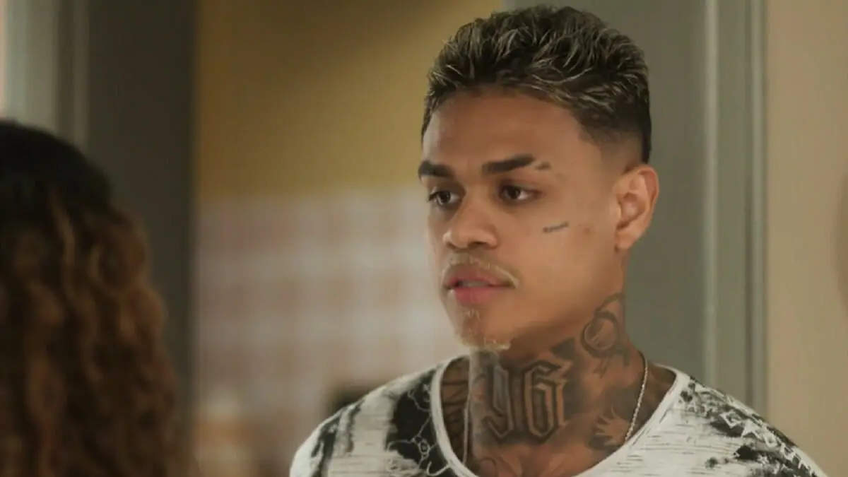 Hugo (MC Cabelinho) m Vai na Fé