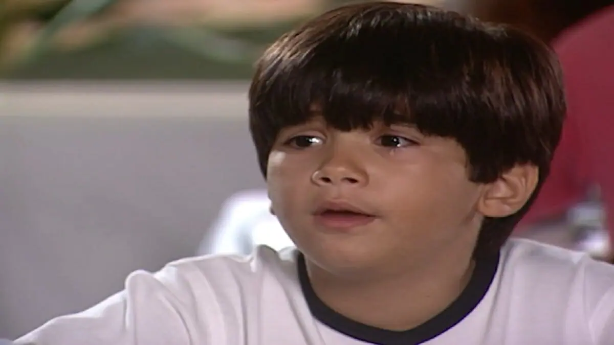 Lucas (Victor Cugula) em Mulheres Apaixonadas