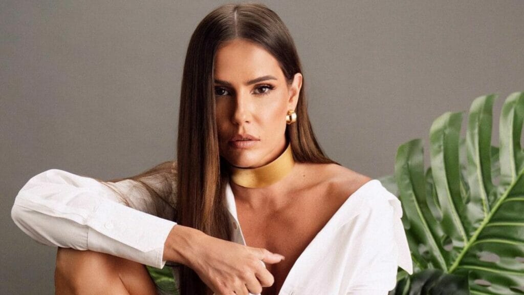 A atriz Deborah Secco