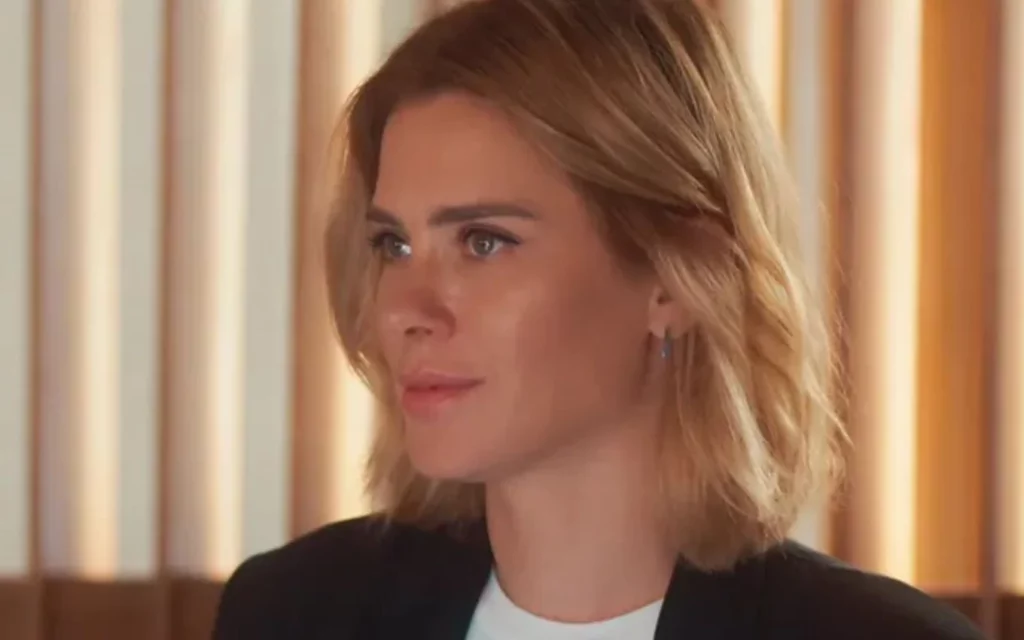 Carolina Dieckmann como Lumiar em Vai na Fé