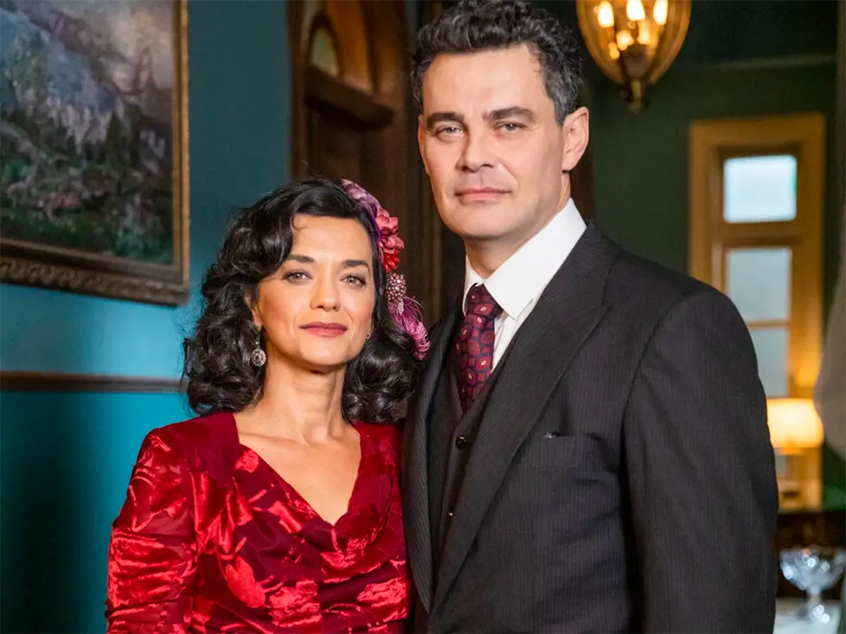 Érico (Carmo Dalla Vecchia) e Verônica (Ana Cecília Costa) em Amor Perfeito