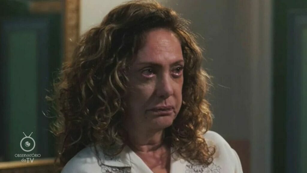 Agatha (Eliane Giardini) em Terra e Paixão (1)