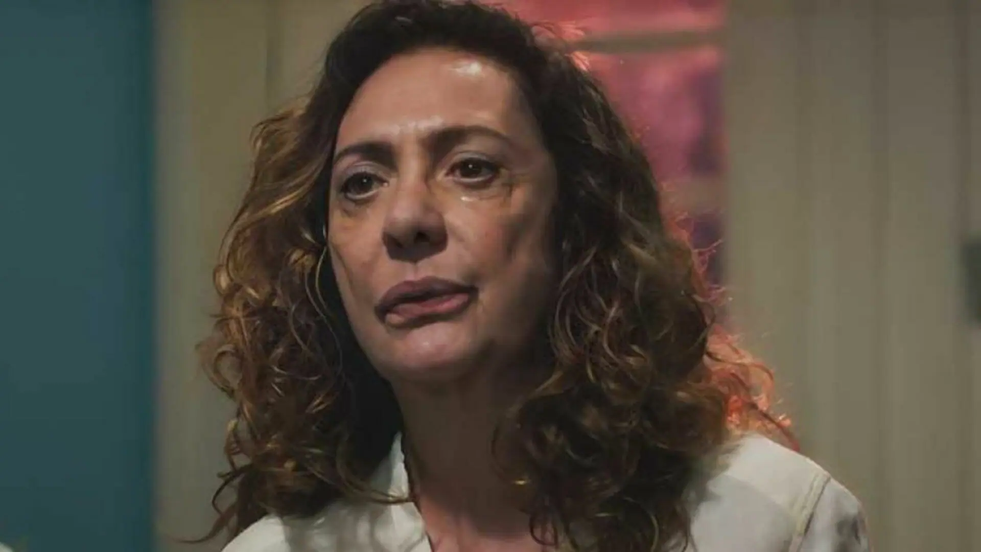 Agatha (Eliane Giardini) em Terra e Paixão (5)