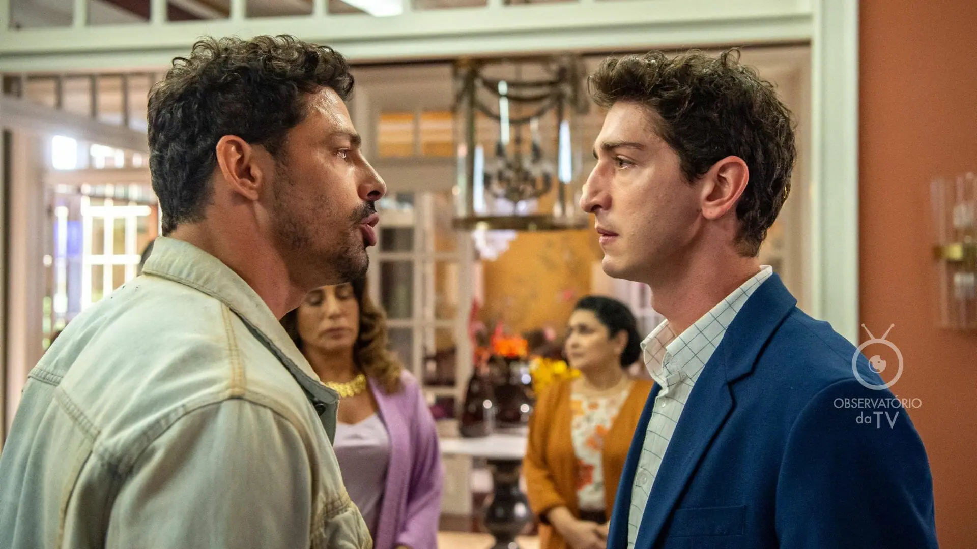 Caio (Cauã Reymond) e Daniel (Johnny Massaro) em Terra e Paixão