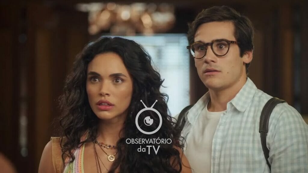 Luna (Giovana Cordeiro) e Miguel (Nicolas Prattes) de Fuzuê