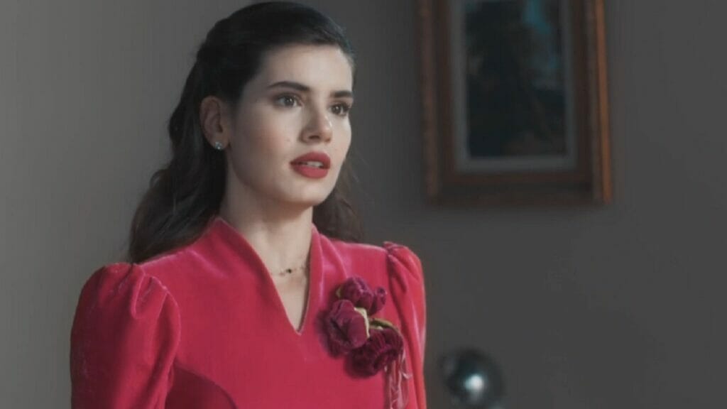 Marê (Camila Queiroz) em Amor Perfeito